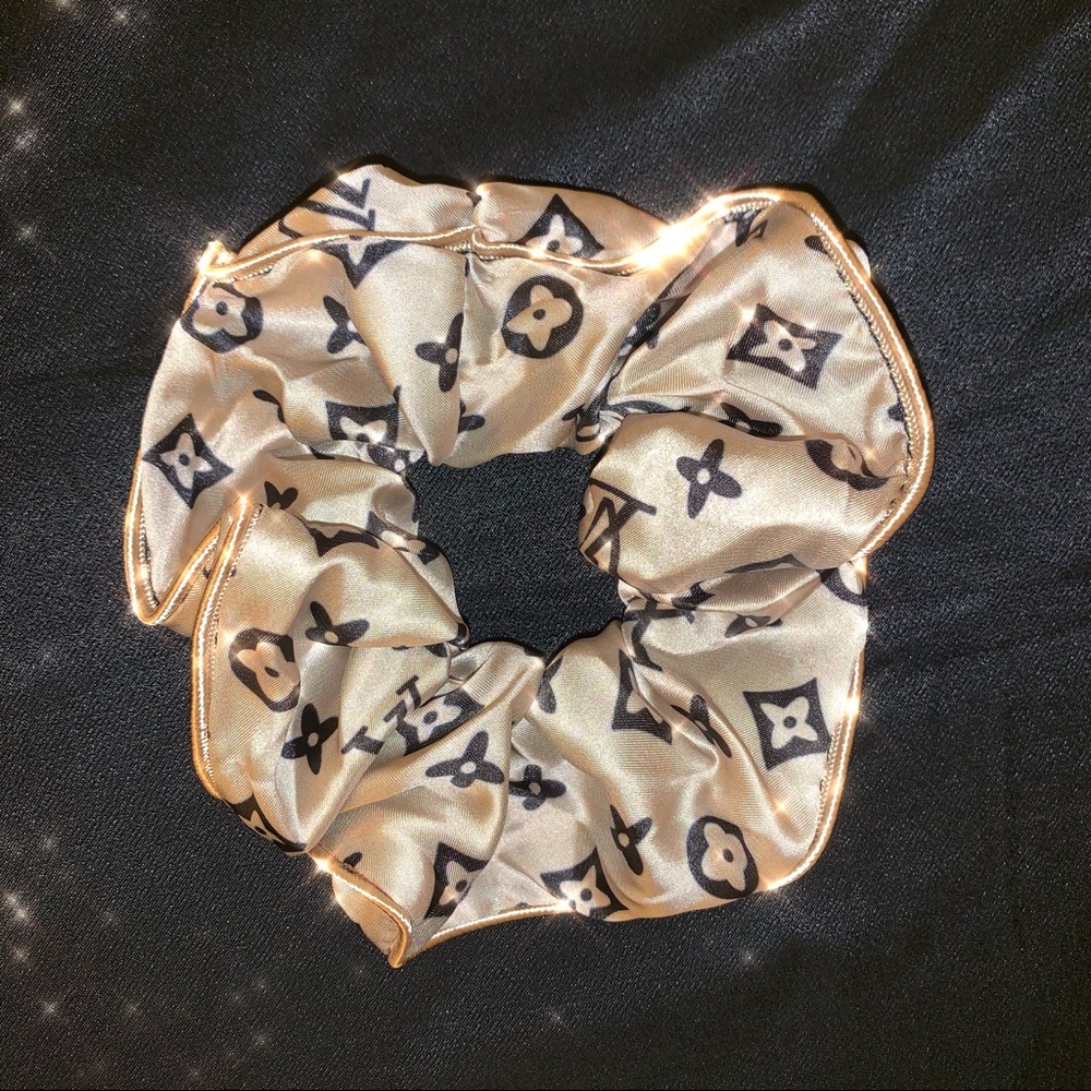 scrunchie